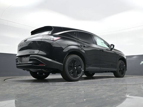 Used 2025 Nissan Murano SV FWD image 21