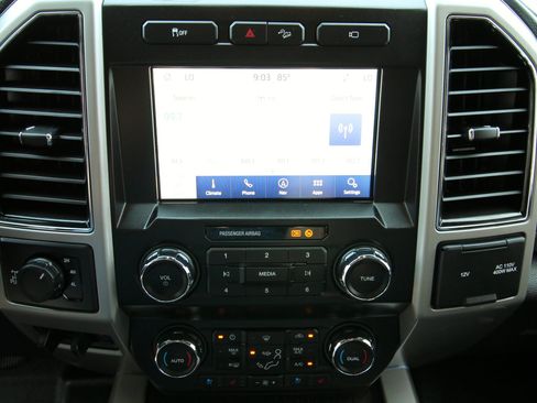 Used 2021 Ford F250 Lariat AWD/4WD image 29