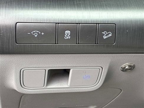 Used 2024 Hyundai Kona SEL w/ Convenience Package image 23