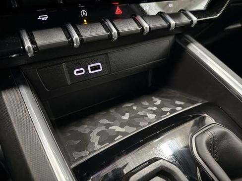 New 2026 GMC Canyon Elevation w/ Convenience Package RWD image 25