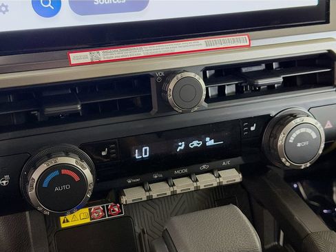 New 2026 Toyota Tacoma TRD Off-Road AWD/4WD image 16