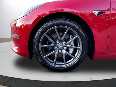 Used 2019 Tesla Model 3 Standard Range Plus RWD image 32