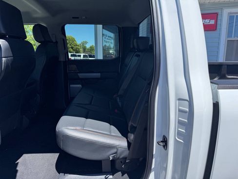 Used 2025 Ford F450 Lariat w/ Camper Package AWD/4WD image 9