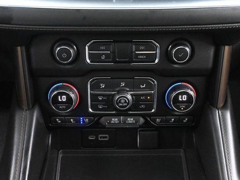 Used 2021 Chevrolet Tahoe High Country w/ Premium Package AWD/4WD image 35