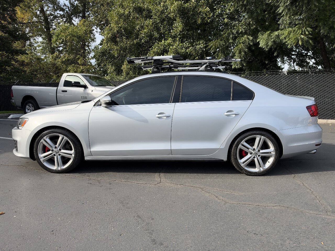 Used 2015 Volkswagen Jetta GLI SE FWD image 2
