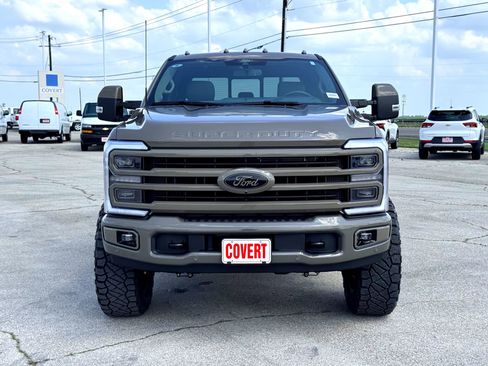 Used 2026 Ford F250 Platinum w/ Platinum Plus Package AWD/4WD image 4