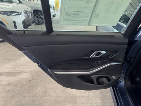 Used 2025 BMW 330i Sedan RWD image 16