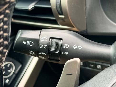 Used 2016 Lexus IS 300 AWD w/ Premium Package image 33