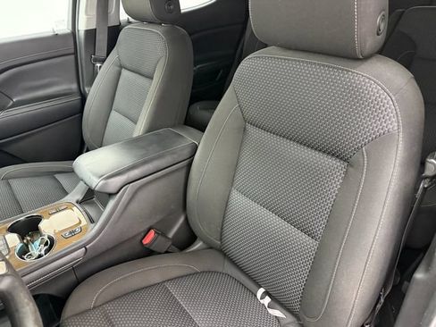 Used 2021 GMC Acadia SLE w/ Driver Convenience Package FWD image 13