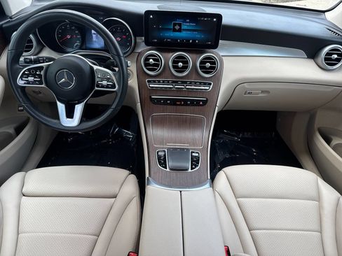 Used 2022 Mercedes-Benz GLC 300 4MATIC image 13