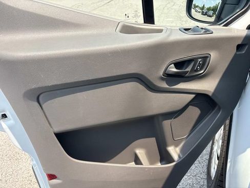 Certified 2025 Ford Transit 250 Low Roof w/ Exterior Upgrade Package RWD image 18