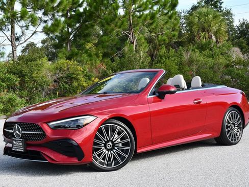 Used 2024 Mercedes-Benz CLE 300 4MATIC Cabriolet image 22