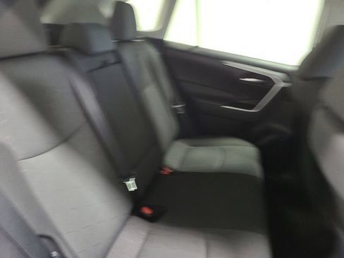 Used 2023 Toyota RAV4 XLE FWD image 16
