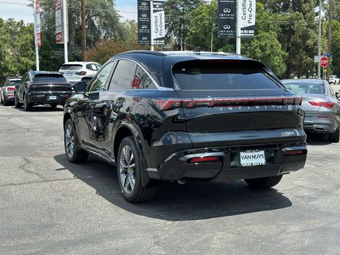 New 2027 INFINITI QX65 Luxe w/ Cargo Package AWD/4WD image 4