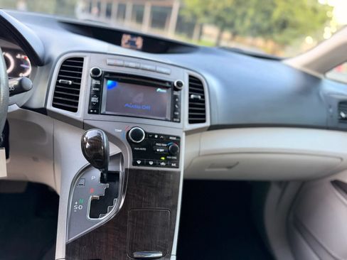 Used 2013 Toyota Venza LE FWD image 20
