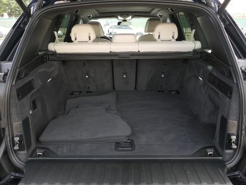 Used 2022 BMW X5 M50i w/ Executive Package image 22