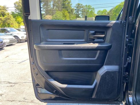 Used 2014 RAM 1500 Express w/ Black Ram 1500 Express Group image 19