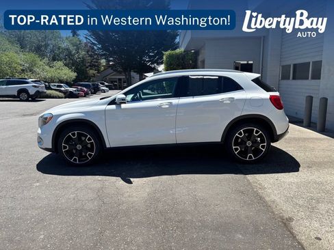 Used 2019 Mercedes-Benz GLA 250 4MATIC image 3