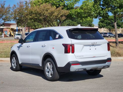 New 2026 Kia Sorento LX image 6