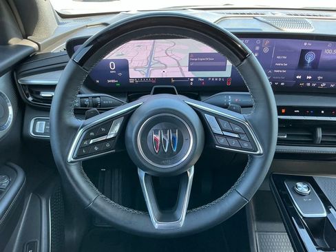 Used 2025 Buick Enclave Avenir w/ Super Cruise Package image 36