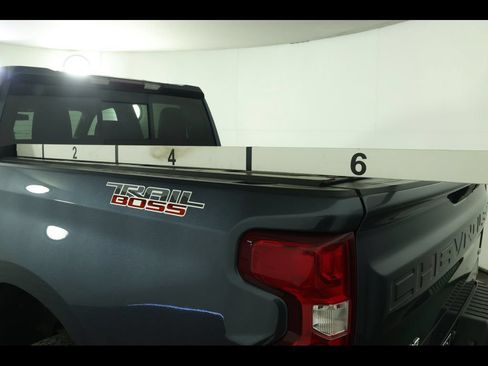 Used 2020 Chevrolet Silverado 1500 LT Trail Boss AWD/4WD image 13