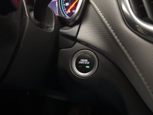 Used 2020 Chevrolet Equinox Premier image 40