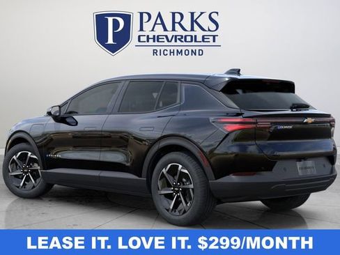 New 2026 Chevrolet Equinox EV LT image 3