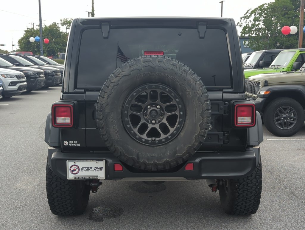 Used 2022 Jeep Wrangler Unlimited Sport AWD/4WD image 5