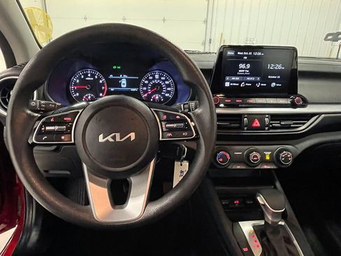 Used 2023 Kia Forte LXS image 34