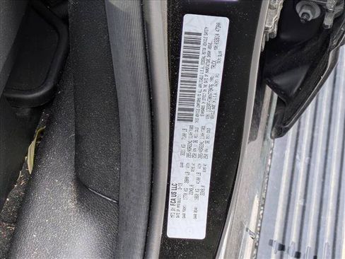 Used 2019 RAM 1500 Limited AWD/4WD image 15