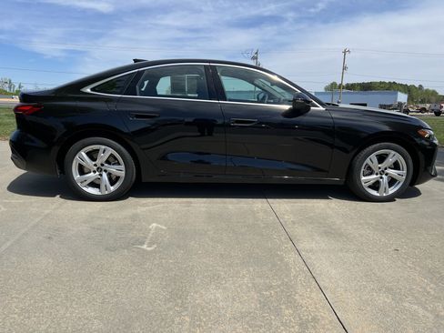 Used 2025 Audi A5 2.0T Premium Plus w/ Premium Plus image 16