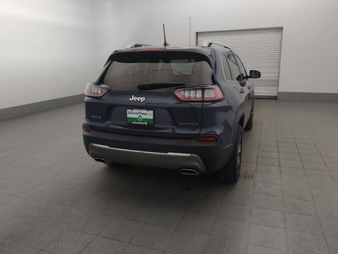 Used 2019 Jeep Cherokee Limited AWD/4WD image 7