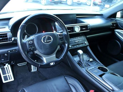 Used 2016 Lexus RC 200t image 14