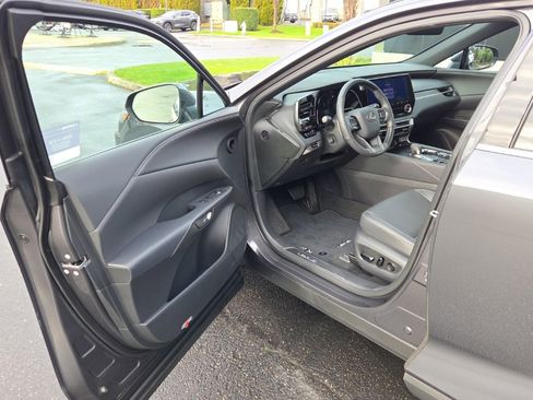 Certified 2025 Lexus RX 350h image 10