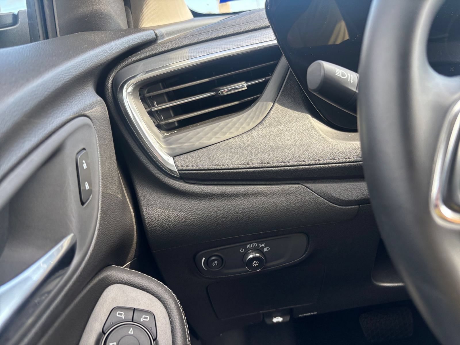 Used 2026 Buick Encore GX Preferred FWD image 32
