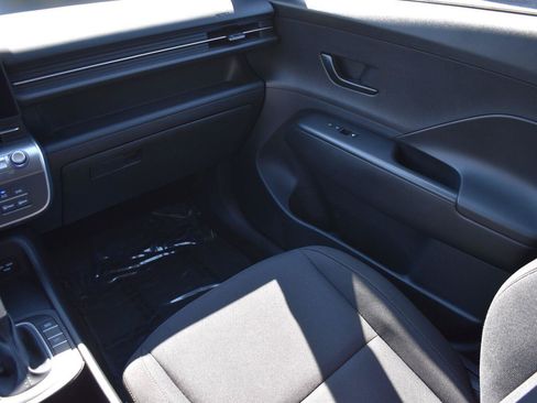 Used 2025 Hyundai Kona SEL AWD/4WD image 19