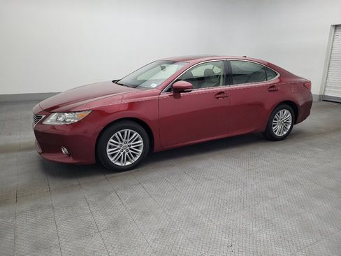 Used 2015 Lexus ES 350 w/ Luxury Package image 2