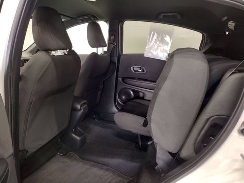 Used 2021 Honda HR-V Sport image 23