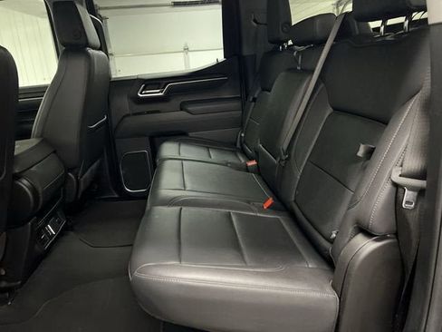 Used 2025 GMC Sierra 1500 SLT image 25