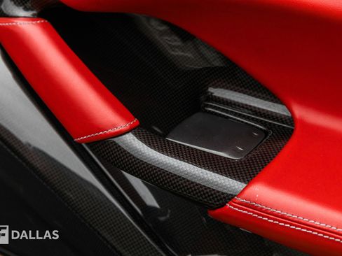 Used 2021 Ferrari F8 Tributo Spider image 34