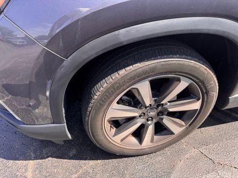 Used 2024 Honda Pilot Elite image 5