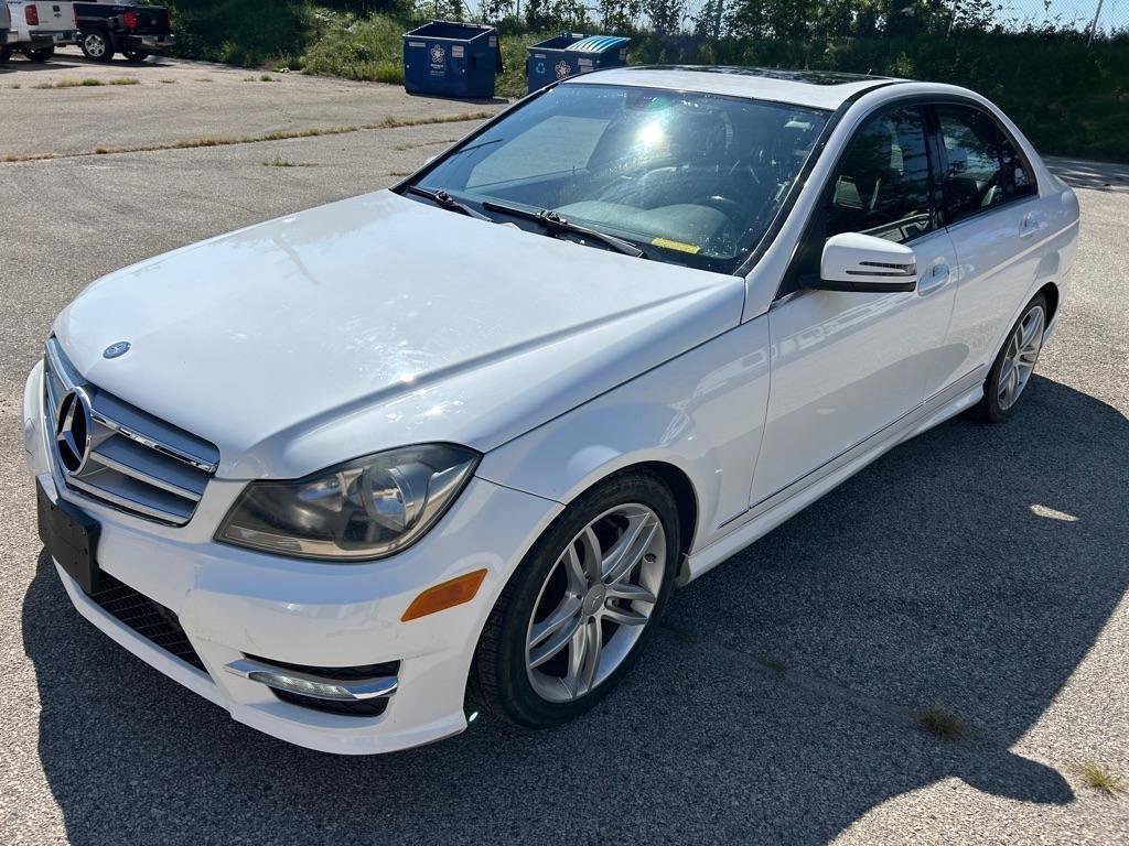 Used 2013 Mercedes-Benz C 300 4MATIC Sedan image 1