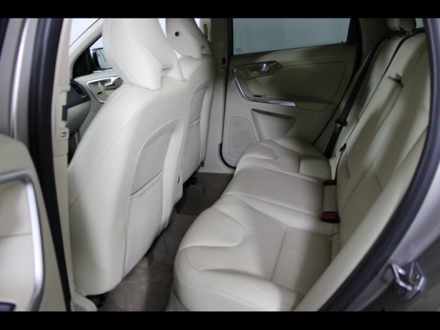 Used 2014 Volvo XC60 3.2 AWD/4WD image 13