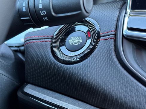 Used 2024 Jeep Compass Trailhawk image 25