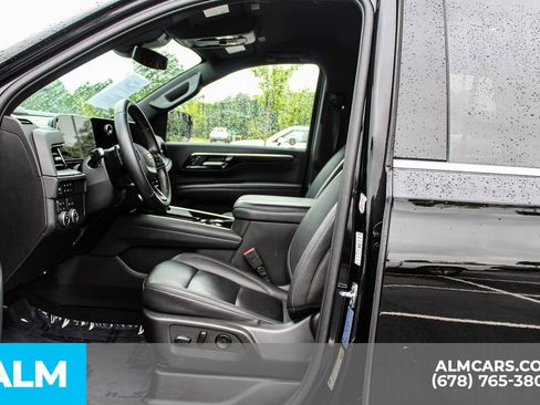 Used 2025 Chevrolet Tahoe LT AWD/4WD image 17