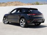 Used 2025 Porsche Macan image 3