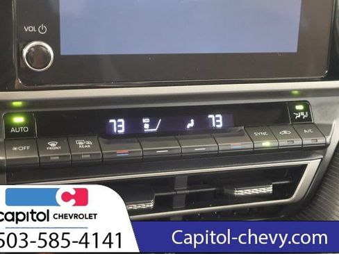 Used 2025 Toyota Camry SE FWD image 22