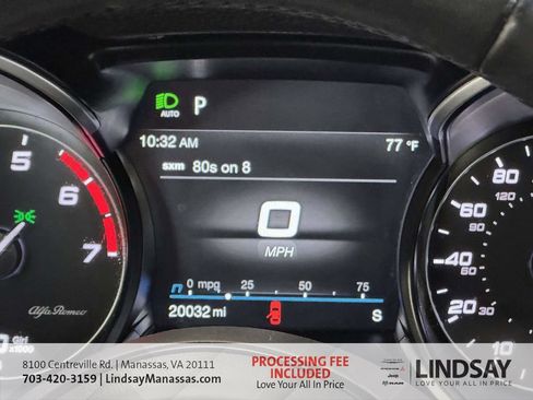 Used 2023 Alfa Romeo Stelvio Ti AWD/4WD image 32