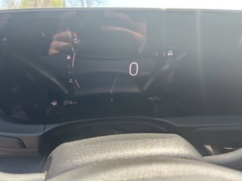Used 2025 Buick Envista Preferred w/ Convenience I Package FWD image 12