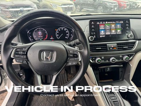 Used 2019 Honda Accord Touring image 14